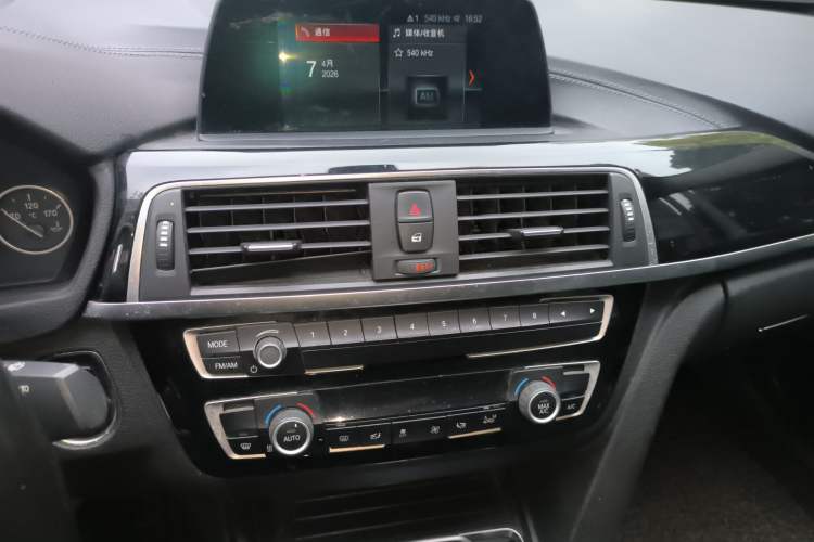 Used BMW 3 Series 2018 318Li