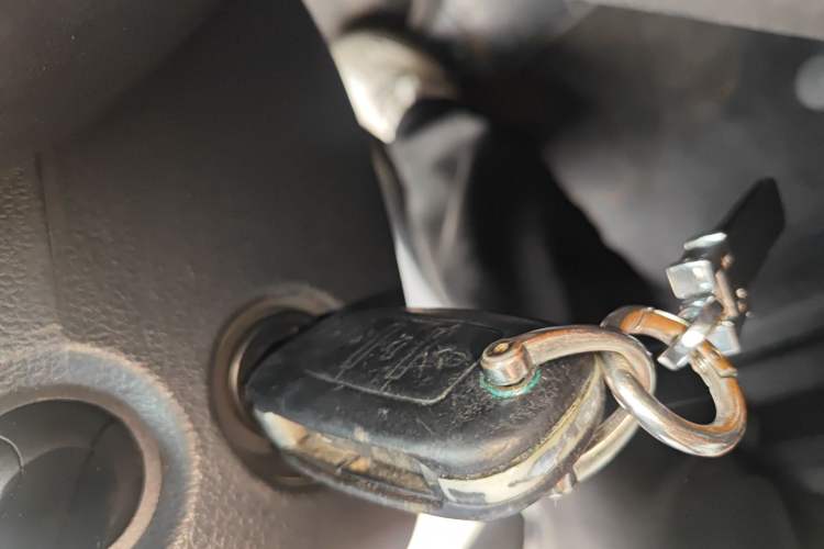 Used Volkswagen Santana 2013 1.6L Automatic Luxury Edition Vehicle Key