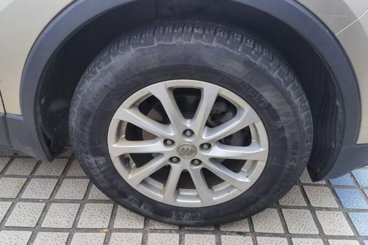 Used Buick Envision 2015 20T Two-Wheel-Drive Elite Model
