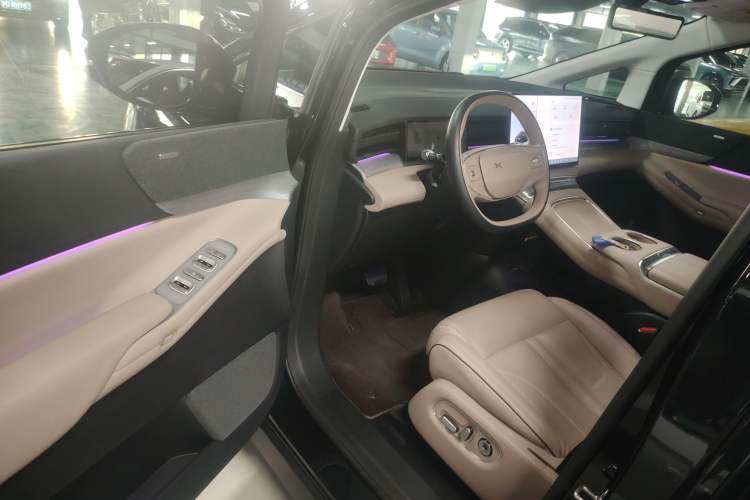 Used XPeng X9 2024 702 Ultra-Long Range Pro