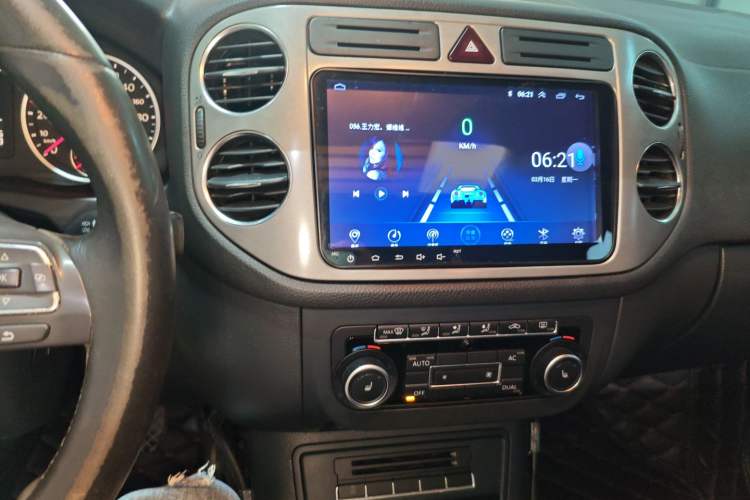 Used Volkswagen Tiguan 2012 2.0 TSI Automatic All-Wheel Drive Elite Edition
