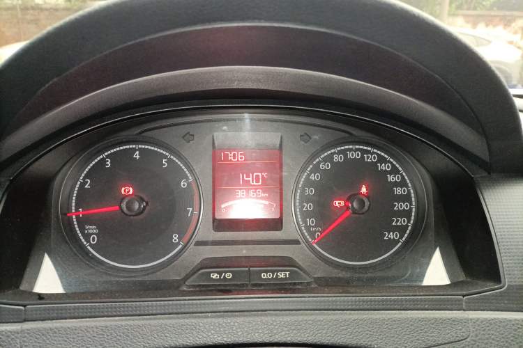 Used Volkswagen Santana 2016 1.6L Manual Fashion Edition Instrument Cluster