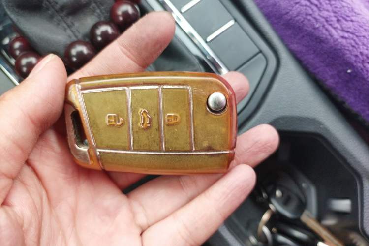 Used Volkswagen Bora 2019 1.5L Automatic Elite Version Vehicle Key