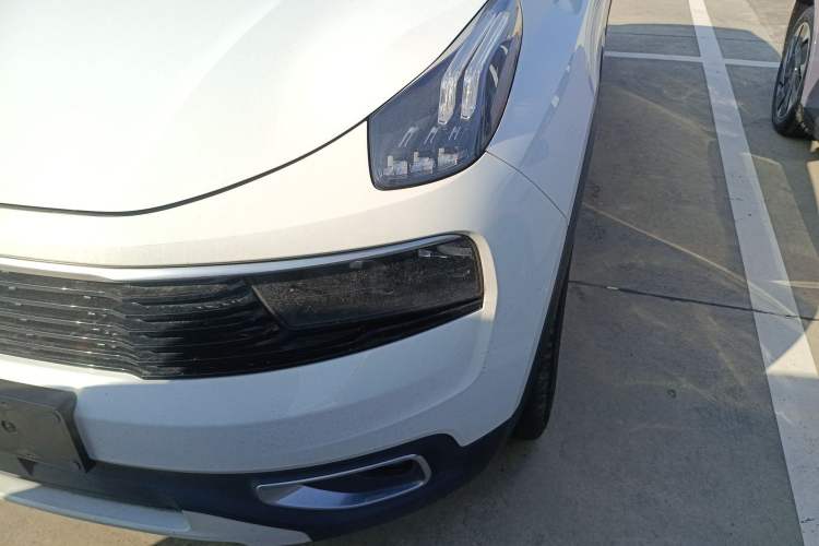 Used Lynk & Co 01 2017 2.0T Two-Wheel-Drive Version Left Front Headlight