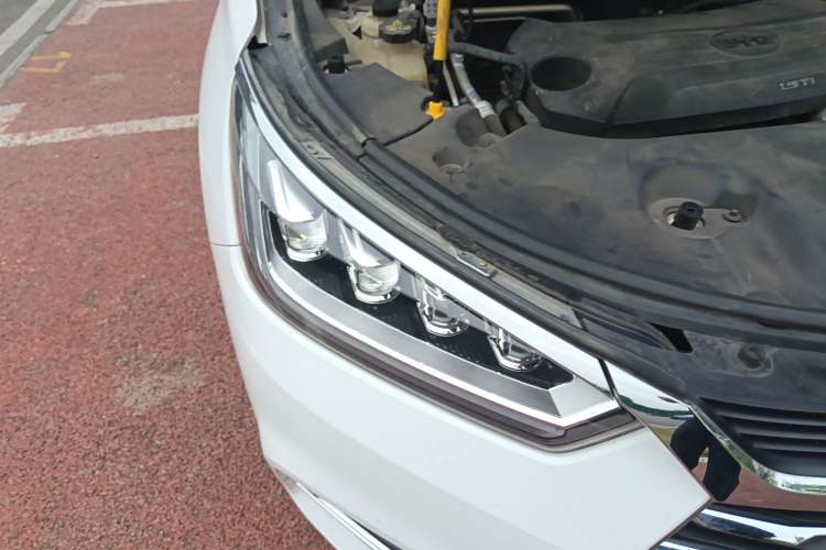 Used BYD Song 2019 1.5TI Automatic Smart Connect Luxe Version