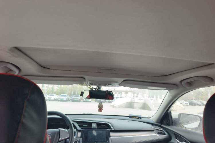 Used Honda Civic 2019 220TURBO CVT Dynamic Edition China VI Emission Standard Headliner