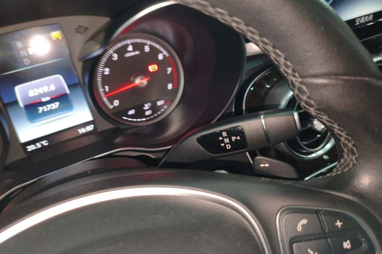 Used Mercedes-Benz GLC 2017 GLC 260 4MATIC Luxury Model