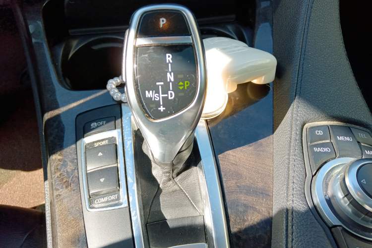 Used BMW 6 Series 2012 640i two-door coupe