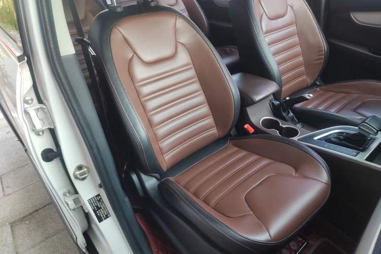 Used FORTHING Joyear X6 2017 Enjoy Series 1.5T CVT Luxury Model