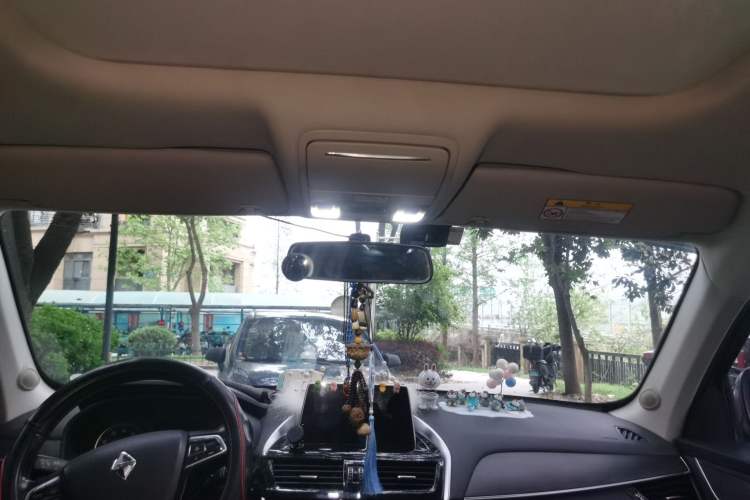 Used BORGWARD BX5 2017 25TGDI Automatic Two-Wheel Drive Fashion Plus Model Headliner