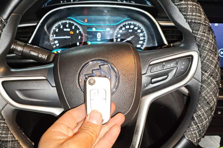 Used Buick GT 2016 15N Automatic Luxury Edition