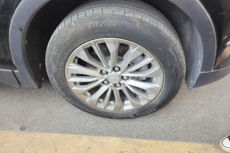 Used Cadillac XT4 2024 28T Two-Wheel-Drive Luxury Version