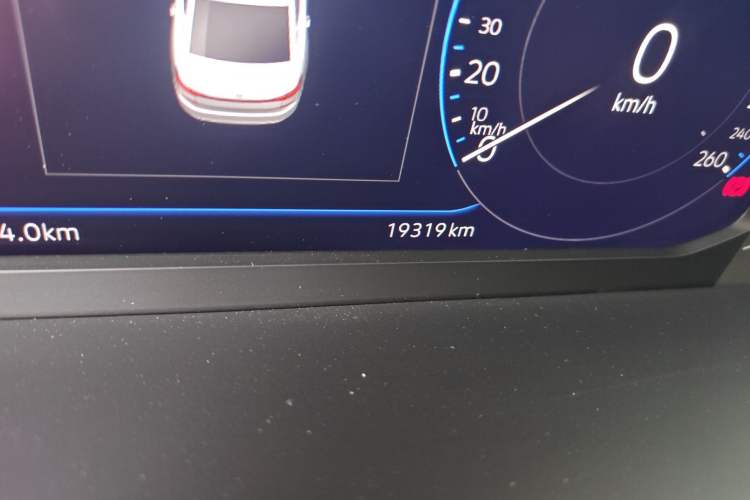 Used Volkswagen Passat 2023 Revised 380TSI Luxury Edition Odometer Close Up