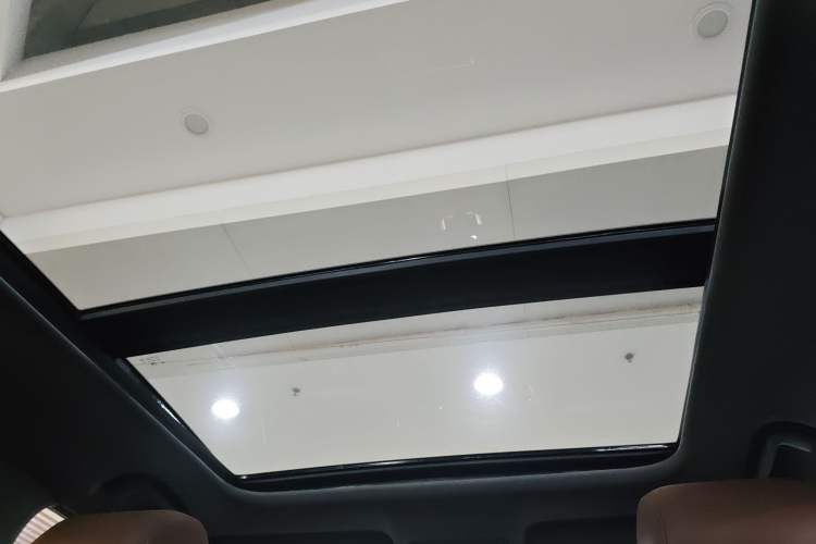 Used Honda UR-V 2020 370TURBO Four-Wheel Drive Prestige Edition
