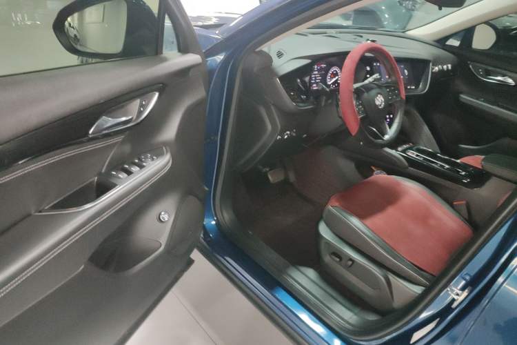 Used Buick Envision 2023 Encore S 652T Two-Wheel-Drive Luxury Model