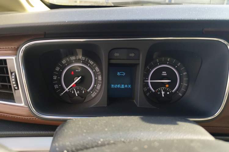 Used Buick GL8 2018 28T Luxury Model China VI Standard