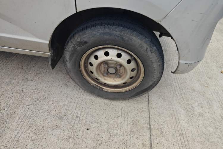 Used Wuling Rongguang 2014 1.2L S Base Model