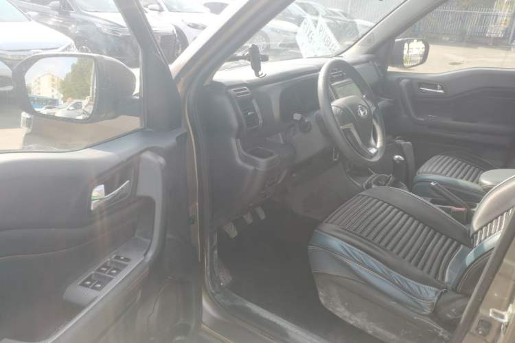 Used Oshan X70A 2019 1.5L Manual Standard Version China VI