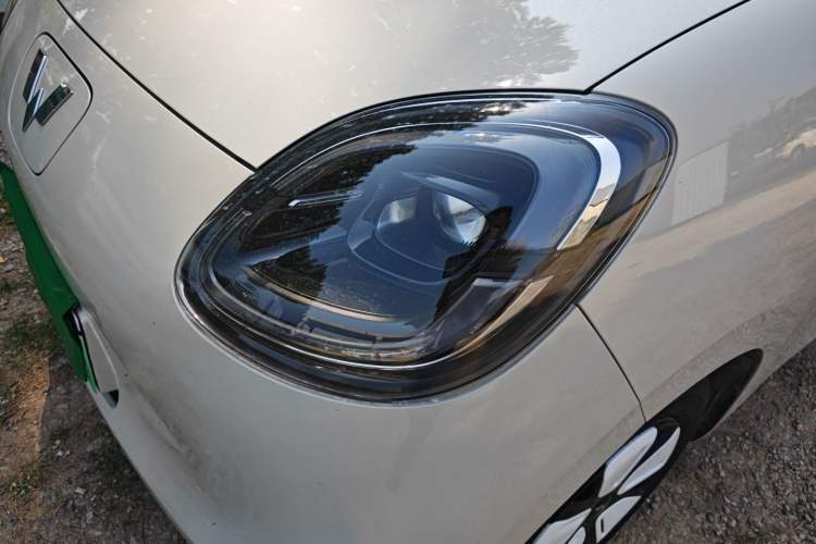 Used Wuling Hongguang MINIEV 2025 Four-Door Version Advanced Edition
