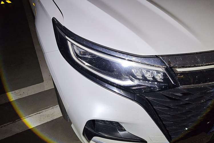Used Roewe iMAX8 2021 400TGI Flagship Edition Exterior 3