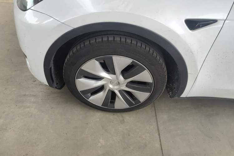 Used Tesla Model Y 2022 Rear-Wheel-Drive Version
