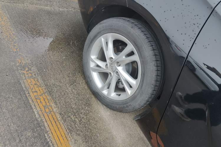 Used Buick Regal 2020 552T Luxury Version Exterior 5