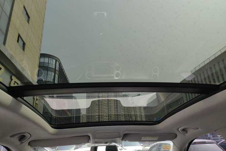 Used Volkswagen Tiguan 2016 300TSI Automatic All-Wheel Drive Fashion Vision Edition Headliner