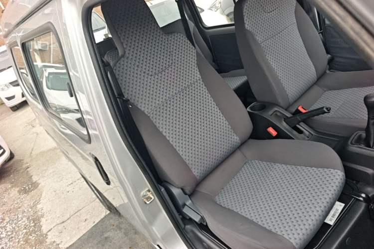 Used Wuling Zhiguang 2023 1.5L Practical Version 5/7 Seats
