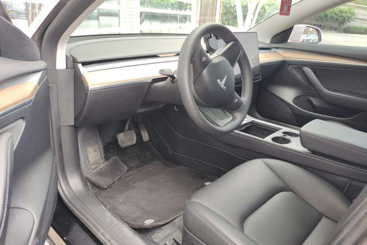 Used Tesla Model 3 2020 Revised Version Standard Range Rear-Wheel Drive – Upgraded Edition Driver Seat