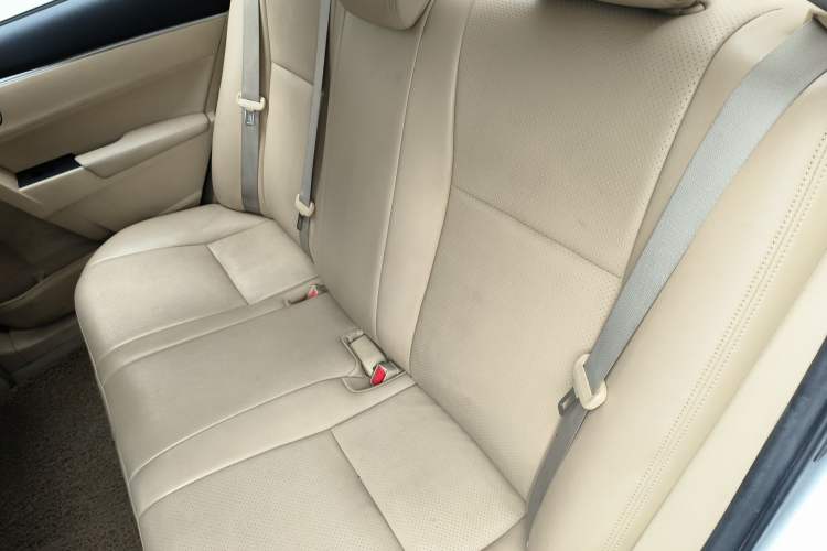 Used Toyota Corolla 2014 1.6L Manual GL