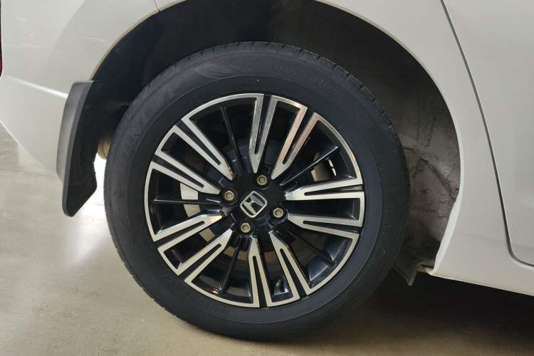 Used Honda Fit 2021 1.5L CVT Trend Edition Right Rear Wheel Hub