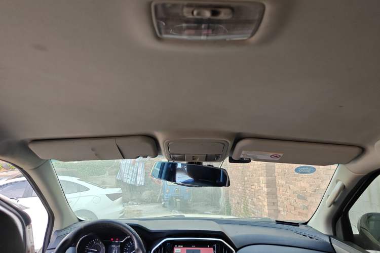 Used JMC Yusheng S350 2016 2.4T Automatic 4x4 Diesel Luxury 5-Seater