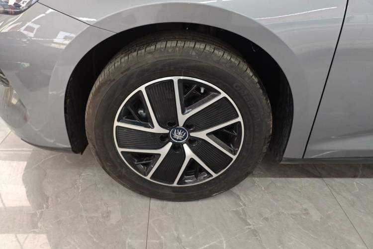 Used BYD Qin L 2024 DM-i 120KM Beyond Model
