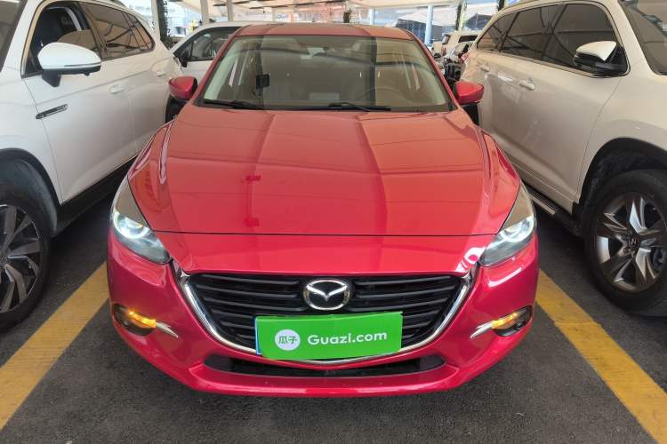 Used Mazda Mazda 3 Axela 2019 Cloud-Controlled Sedan 1.5L Automatic Luxury Model China VI Standard
