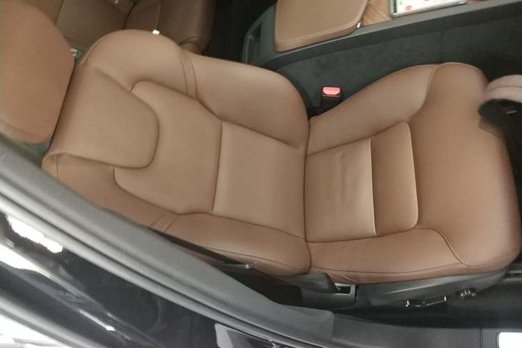 Used Volvo XC90 2023 B5 SmartDrive Luxury Edition 5 Seats