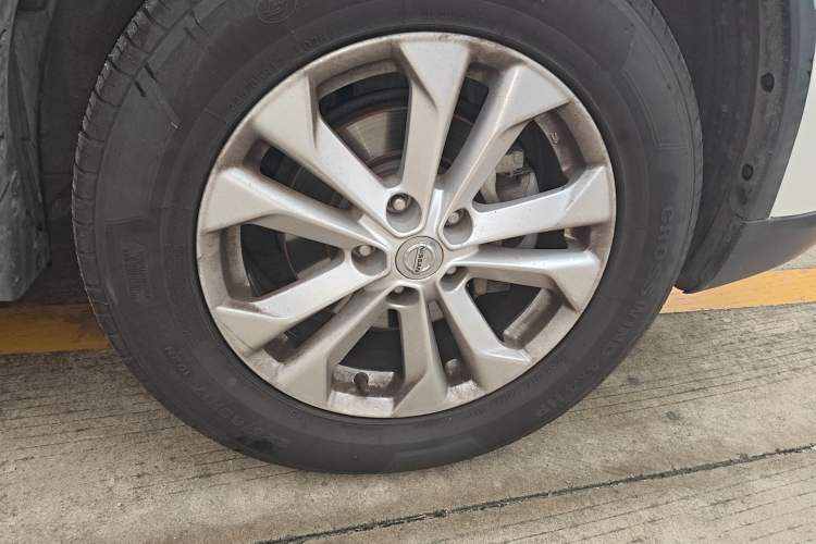 Used Nissan X-Trail 2014 2.0L CVT Smart Edition 2WD