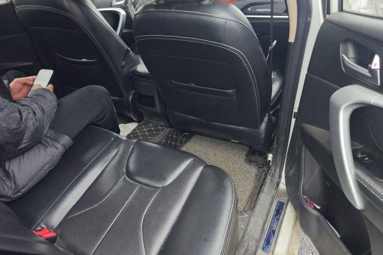 Used Geely Auto Emgrand 2017 Sedan Million Edition 1.5L Manual - Upward Version