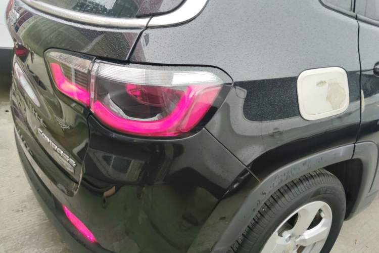 Used Jeep Compass 2017 200T Automatic Family Edition
