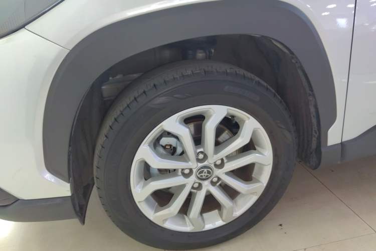 Used Toyota FRONTLANDER 2024 2.0L CVT Elite Edition