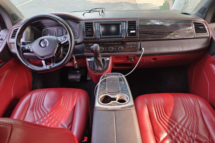 Used Volkswagen Caravelle 2017 2.0 TSI 4x4 Comfort Edition 7-Seater