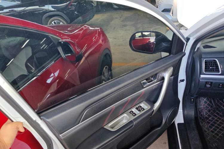 Used Haval M6 2019 1.5T DCT Two-Wheel Drive Elite Version China VI Standard