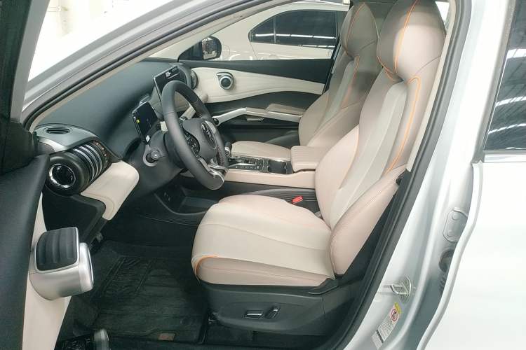 Used BYD Yuan PLUS 2024 Honor Edition 430KM Beyond Model Left Front Seat