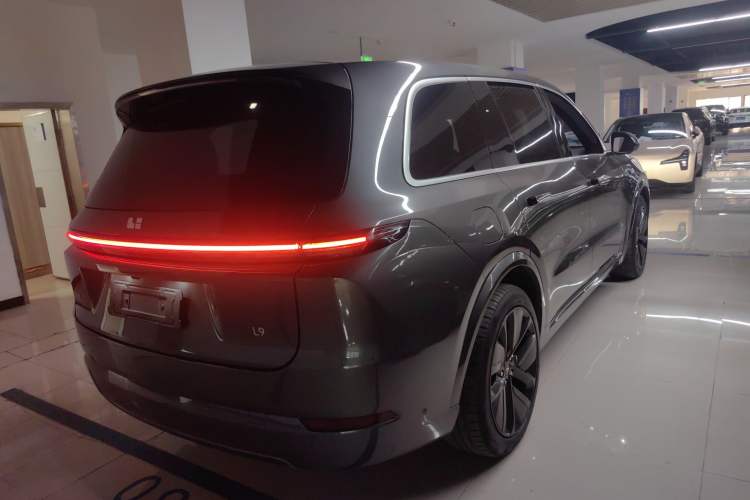 Used Li Auto L9 2022 Max model Rear Right 45 Deg