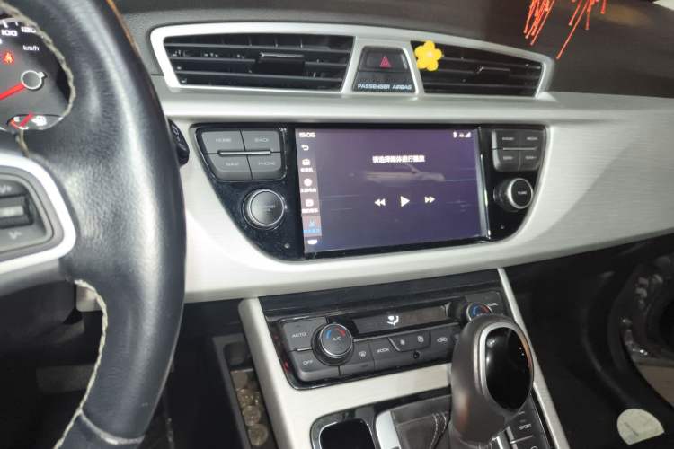 Used Geely Auto Emgrand X7 Sport 2018 1.8TD Automatic Two-Wheel Drive Zhiya Model