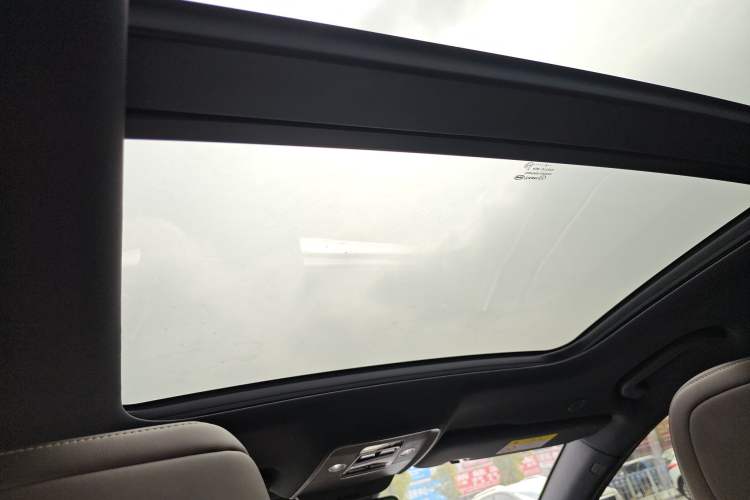 Used BYD Han 2022 DM-i 121KM Prestige Model