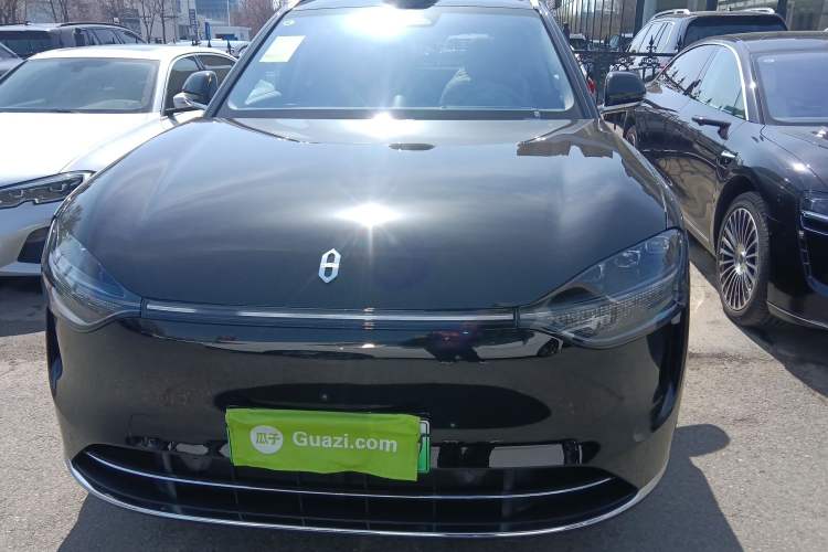 Used Hima AITO M9 2025 Extended-Range Ultra Version 52 kWh 6-Seater
