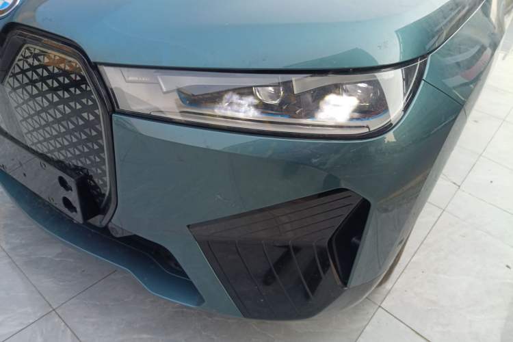 Used BMW iX 2023 xDrive40
