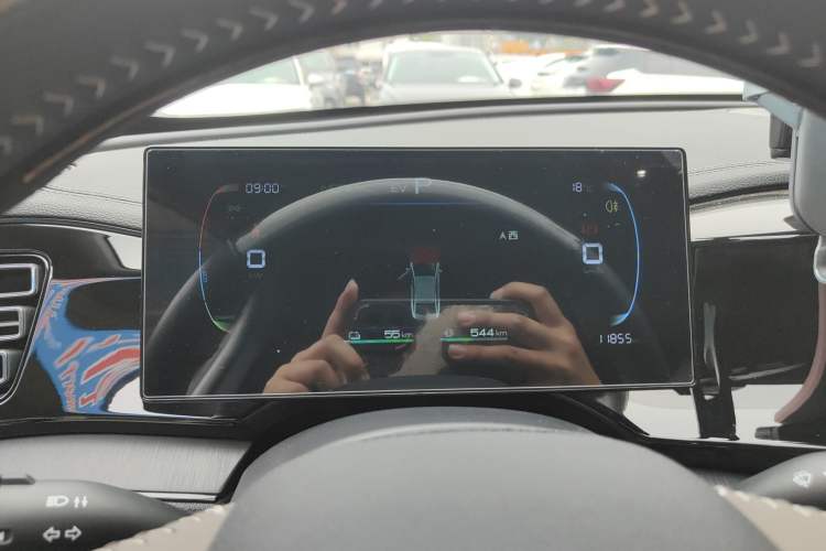 Used BYD Qin PLUS 2024 HONOR Edition DM-i 55KM Leading Model Instrument Cluster