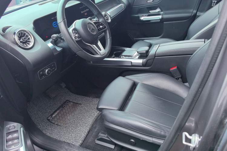 Used Mercedes-Benz EQB 2022 EQB 260 Left Front Seat