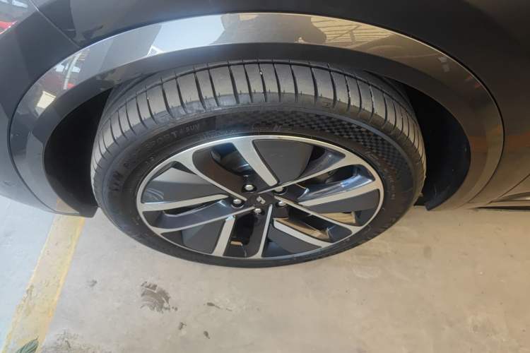 Used Li Auto L8 2024 Pro Model